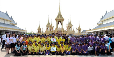 BAFS จัดกิจกรรมทัศนศึกษานอกสถานที่ให้กับนักเรียน โดยพาเข้าชมนิทรรศการพระเมรุมาศ