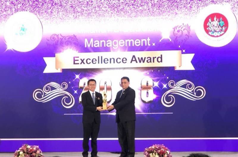 นายจักรี เทพเกษตรกุล รองผู้อำนวยการฝ่ายบริการน้ำมันอากาศยาน พร้อมคณะทำงานจัดทำเอกสารประกวดสถานประกอบการดีเด่น เข้าร่วมงาน Thailand Labour Management Excellence Award 2018