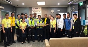 แผนกสื่อสารองค์กร ร่วมกับ แผนกความปลอดภัยจัดกิจกรรมแจกน้ำคลายร้อน ครั้งที่ 1 ประจำปี 2562